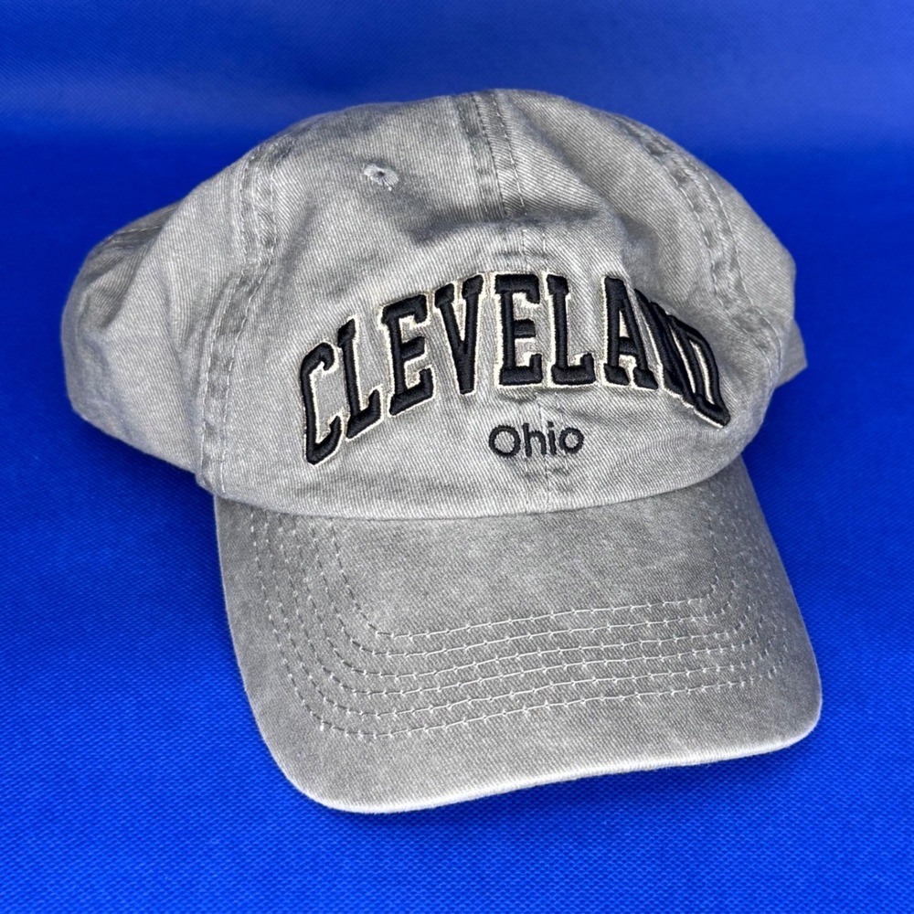 Robin Ruth NEW Cleveland Ohio Gray Adjustable Baseball Cap Hat NWT Dad Travel